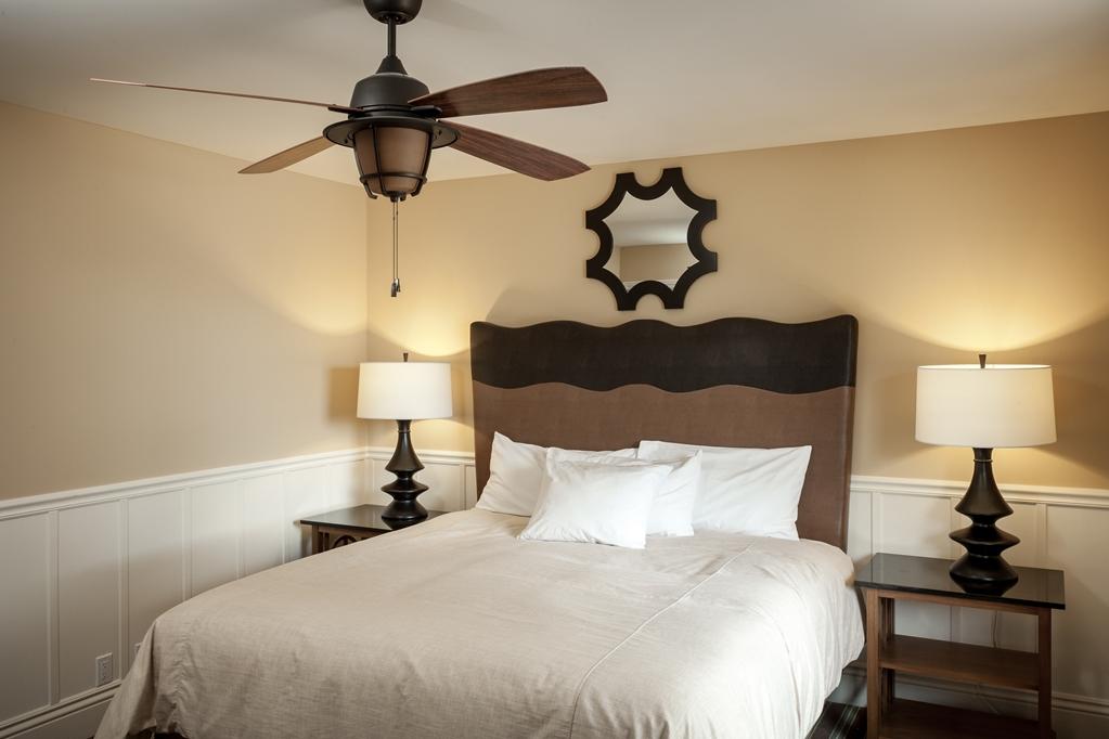 Lighthouse Lodge & Cottages Πασίφικ Γκρόουβ Δωμάτιο φωτογραφία