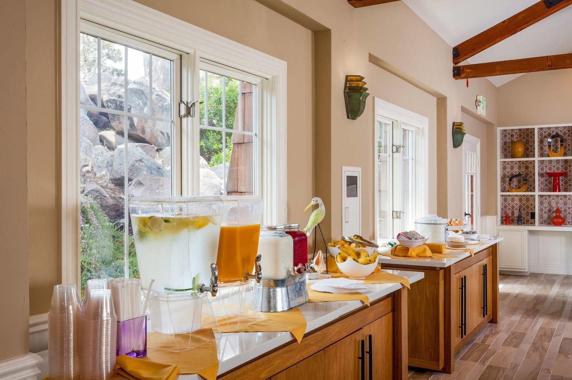 Lighthouse Lodge & Cottages Πασίφικ Γκρόουβ Εξωτερικό φωτογραφία